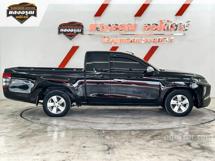 2020 Mitsubishi TRITON GLX Mega Cab Pickup