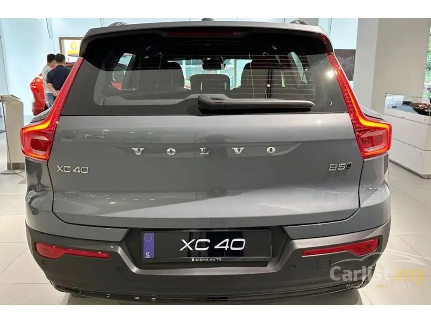 2023 Volvo XC40 B5 Ultimate SUV