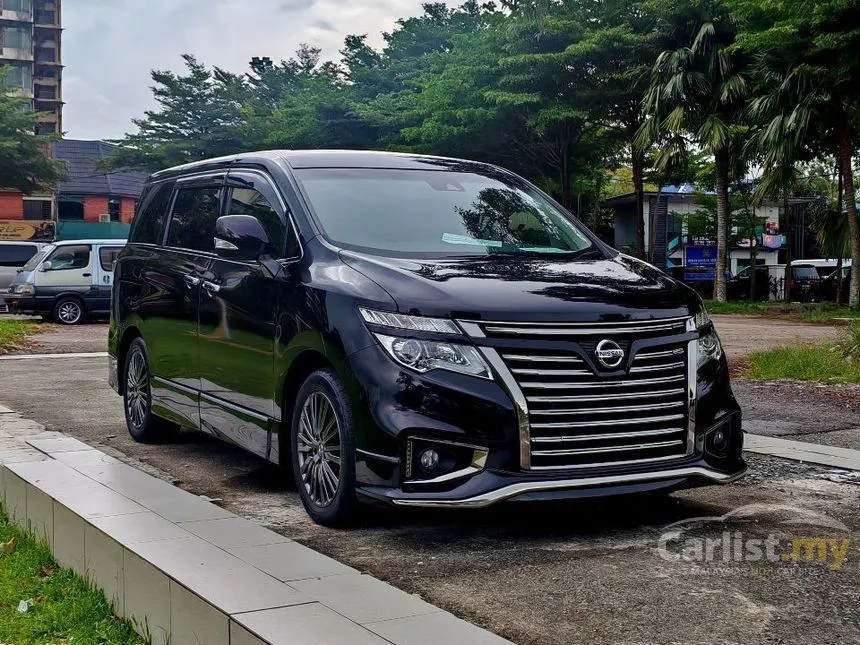 2020 Nissan Elgrand High-Way Star Urban Chrome MPV