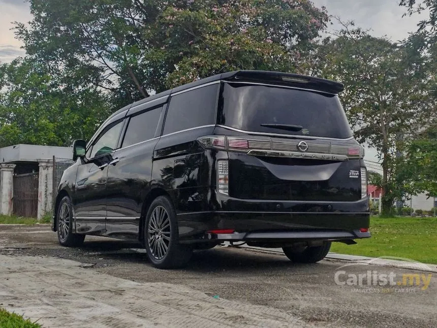 2020 Nissan Elgrand High-Way Star Urban Chrome MPV