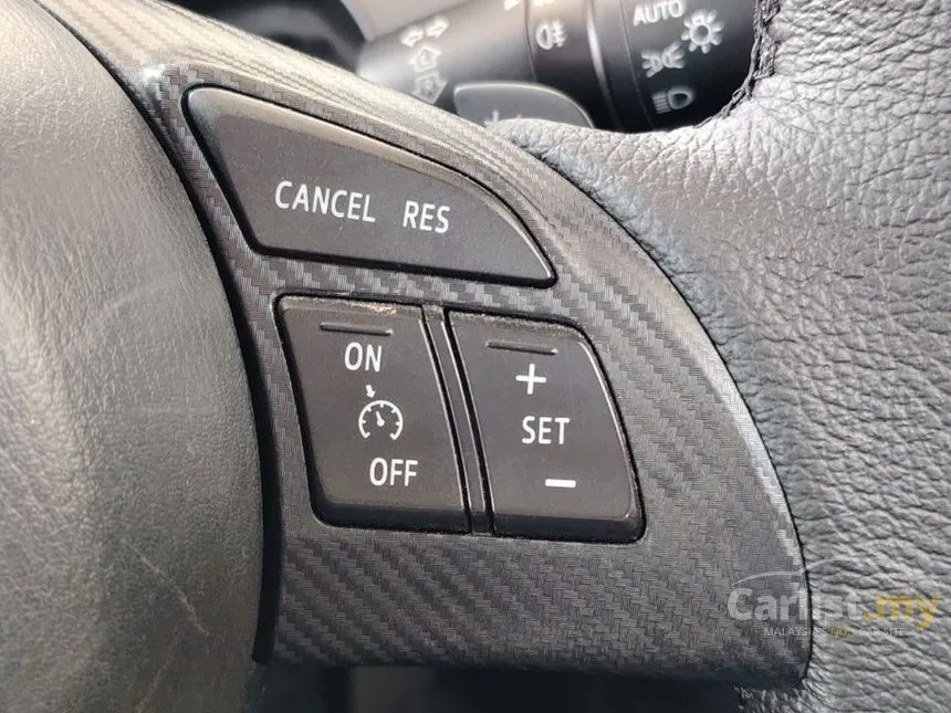 2017 Mazda 3 SKYACTIV-G Hatchback