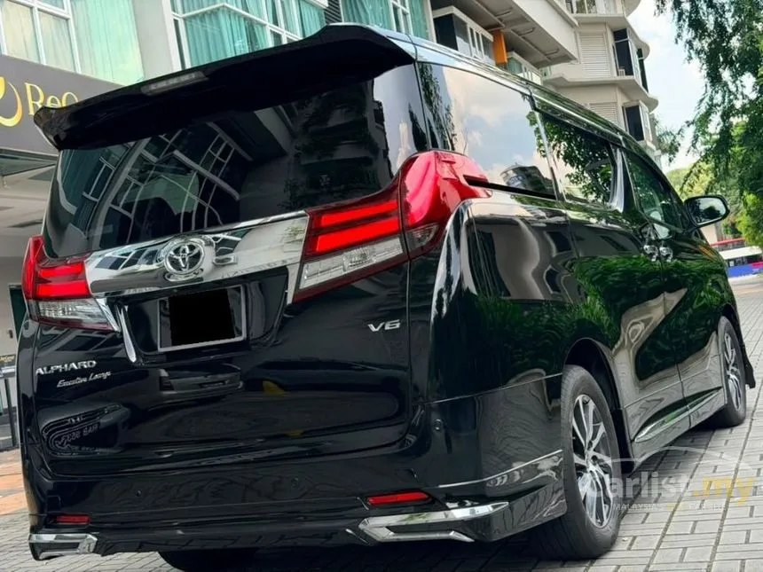 2017 Toyota Alphard Executive Lounge MPV