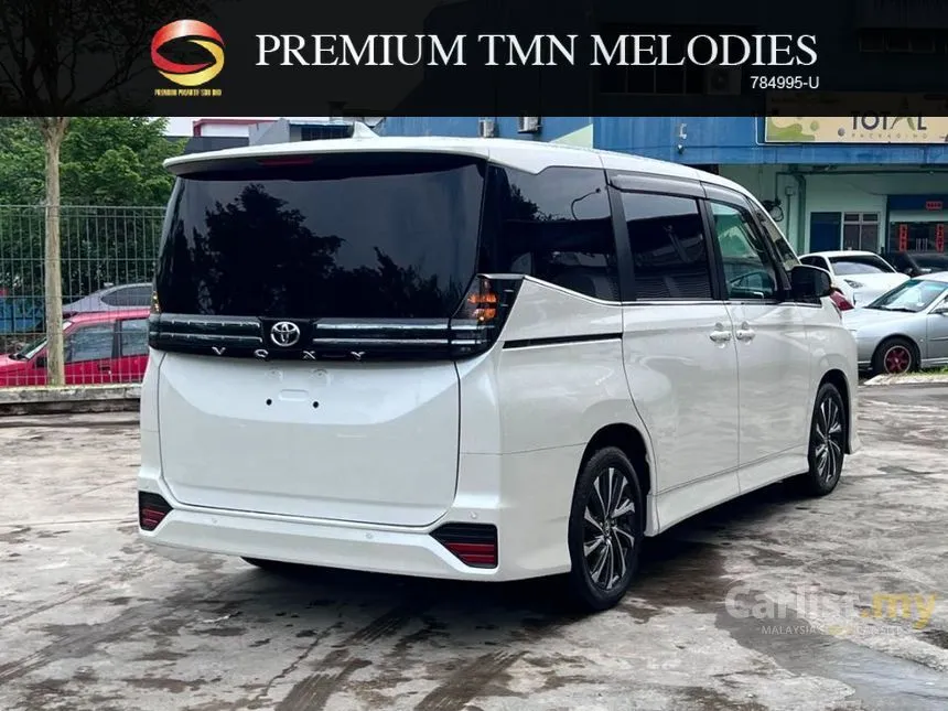 2023 Toyota Voxy S-Z MPV