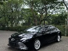 2019 Toyota Camry 2.5 Hybrid Sedan, Low ODO, Record Toyota