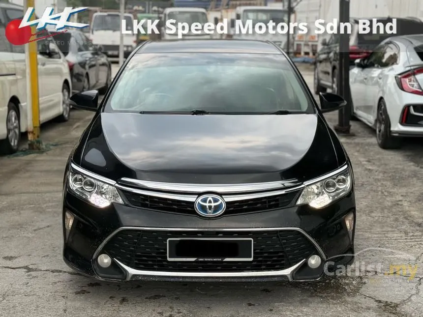 2015 Toyota Camry Hybrid Sedan