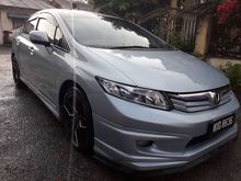 2013 Honda Civic 1.5 i-VTEC Hybrid Sedan