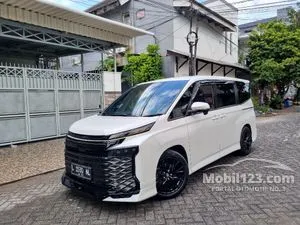 2022 Toyota Voxy 2.0 (Premium Color) MPV