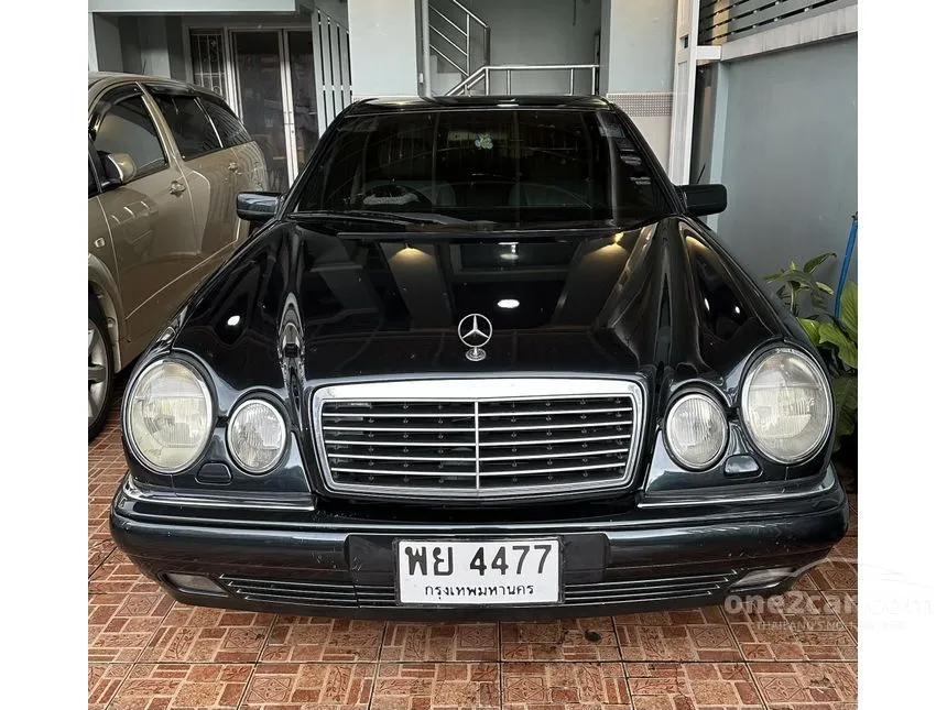 1997 Mercedes-Benz E230 Avantgarde Sedan