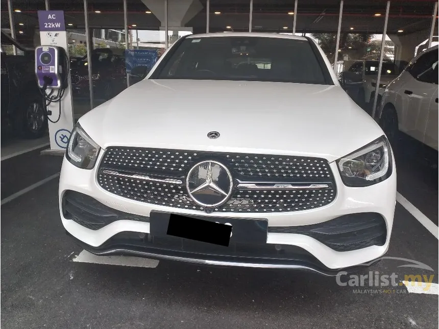 2020 Mercedes-Benz GLC300 4MATIC AMG Line Coupe