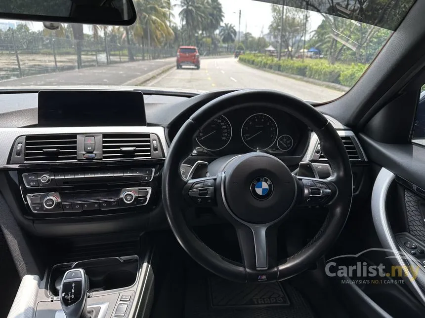 2018 BMW 320i M-SPORT Sedan