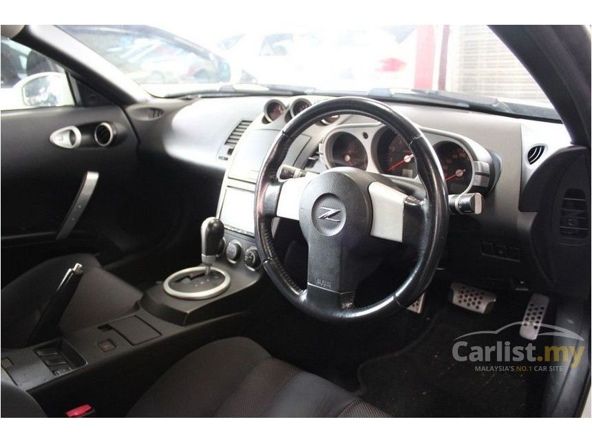 Nissan Fairlady Z 2005 3.5 in Johor Automatic Coupe White 