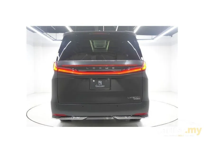 2025 Lexus LM 500h Version L 6 Seater MPV