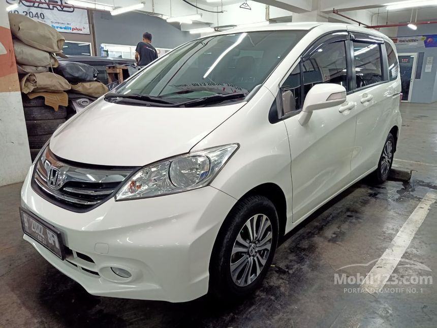 Honda freed 2015