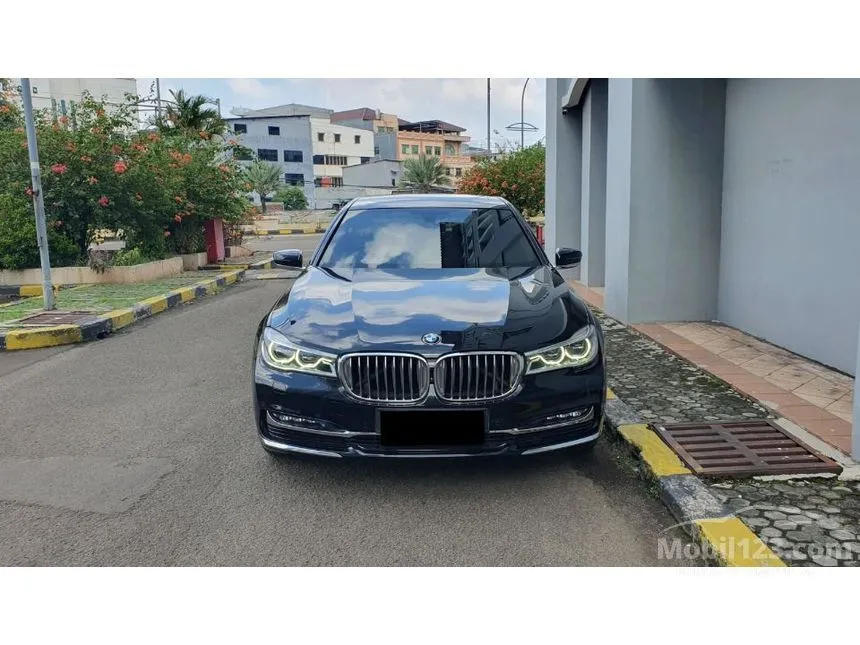 2017 BMW 740Li Sedan
