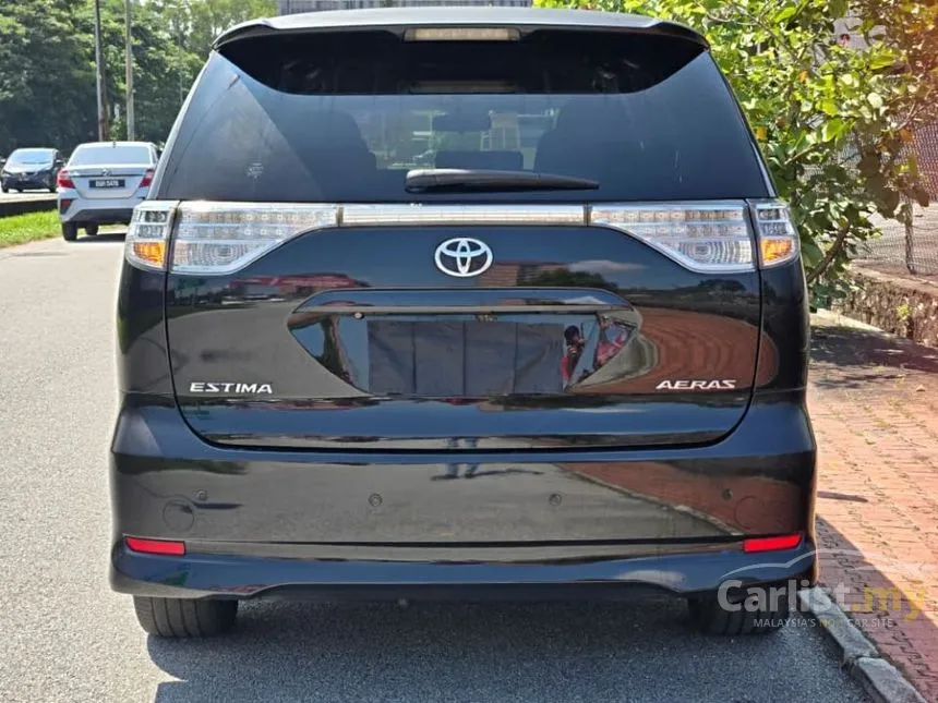 2009 Toyota Estima Aeras MPV