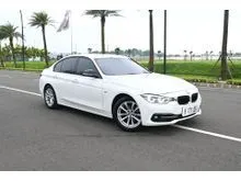 2016 BMW 320i 2.0 Sport Sedan