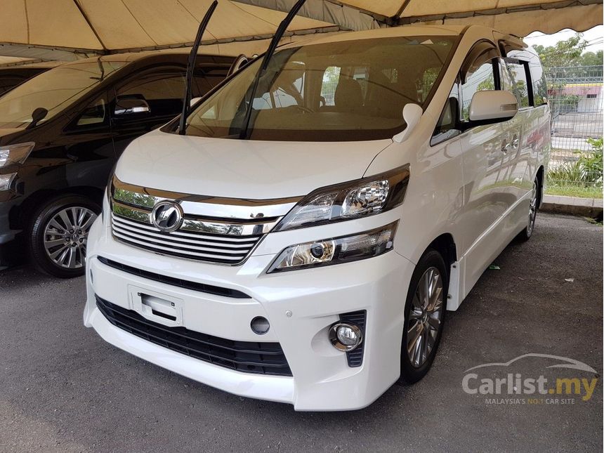 Toyota vellfire 2013