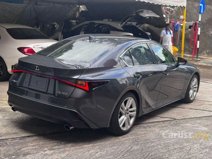 2022 Lexus IS300 F Sport Sedan