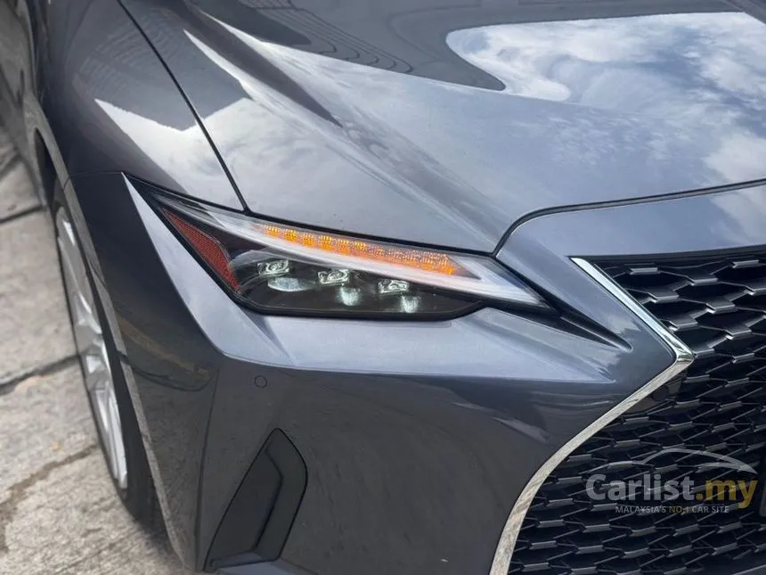 2022 Lexus IS300 F Sport Sedan