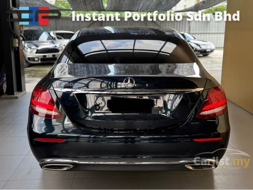 2016 Mercedes-Benz E250 Exclusive Line Sedan