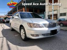 2002 Toyota Camry 2.4 V Sedan