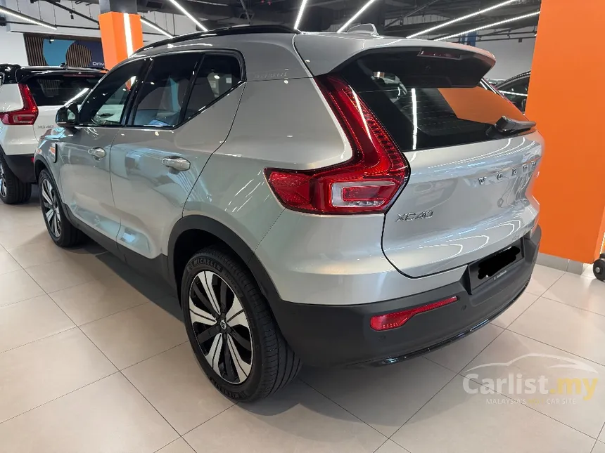 2023 Volvo XC40 Recharge T5 R-Design SUV