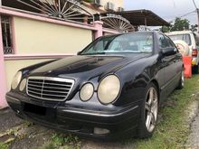 1996 Mercedes-Benz E230 2.3 Avantgarde Sedan