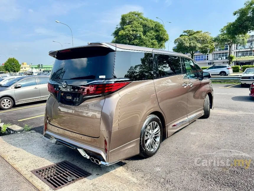 2024 Toyota Alphard Z 7-Seater MPV