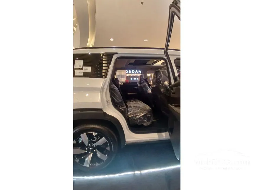 2026 Mitsubishi Destinator Ultimate SUV