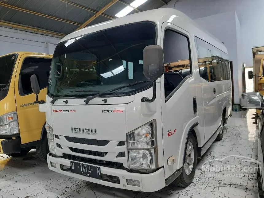 Jual Mobil Isuzu Elf 2018 2.8 di Jawa Timur Manual Minibus Putih Rp 310.000.000