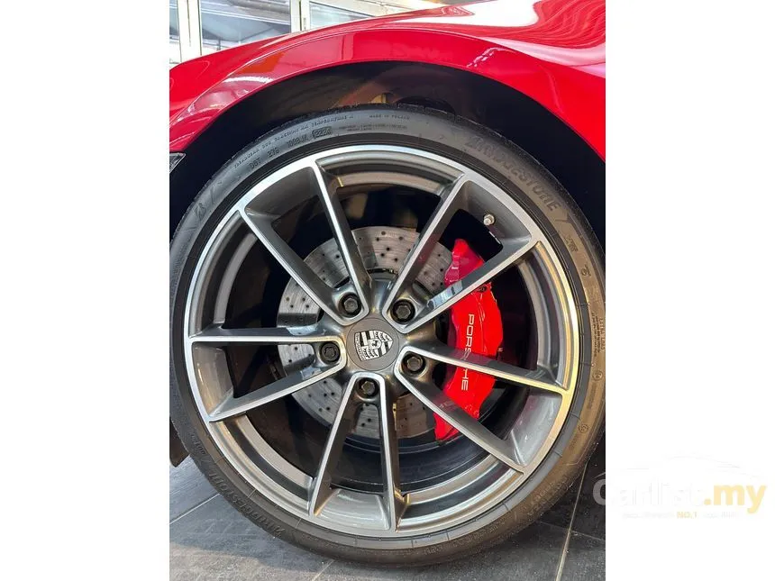 2019 Porsche 911 Carrera 4S Coupe