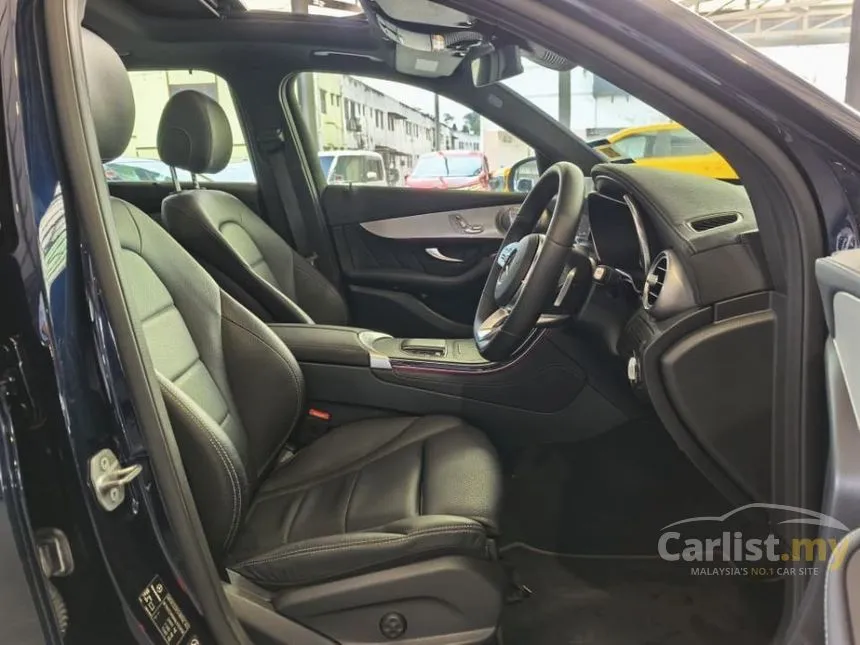 2021 Mercedes-Benz GLC300 4MATIC AMG Line SUV