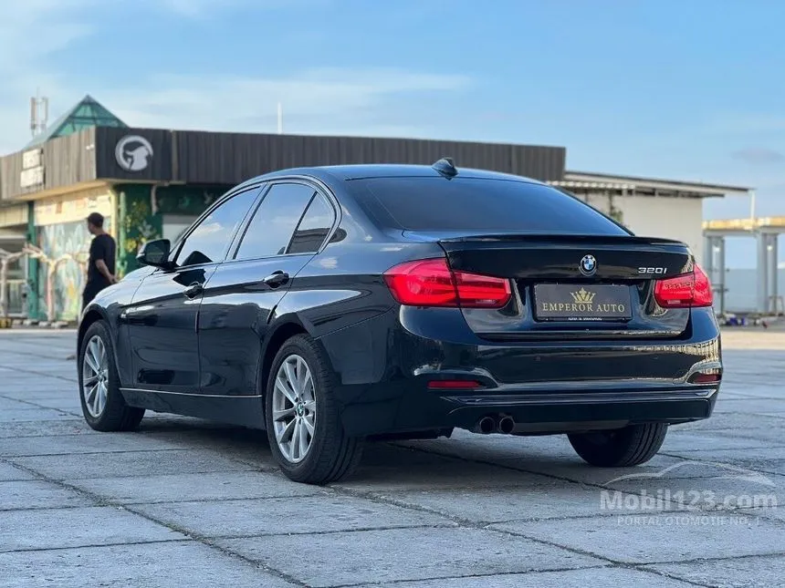 2016 BMW 320i M Sport Sedan