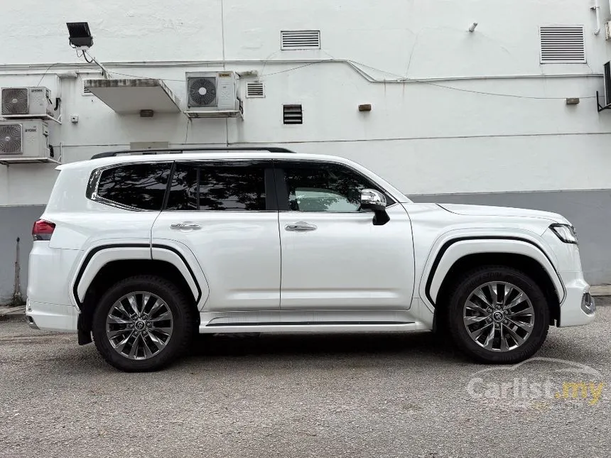 2023 Toyota Land Cruiser J300 ZX Modellista 7 Seater SUV