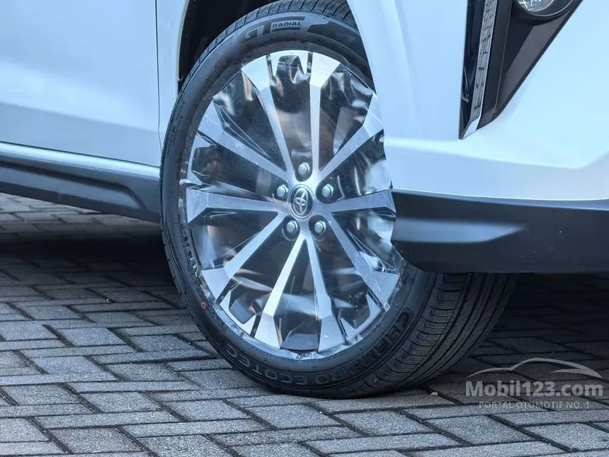 2026 Toyota Veloz V HEV MPV