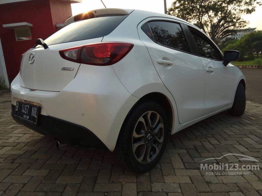Jual Mobil Mazda 2 2014 R 1.5 di Banten Automatic Sedan 