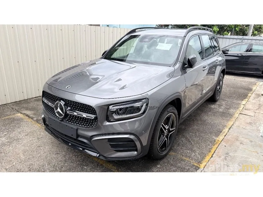 2024 Mercedes-Benz GLB250 4MATIC AMG Line SUV