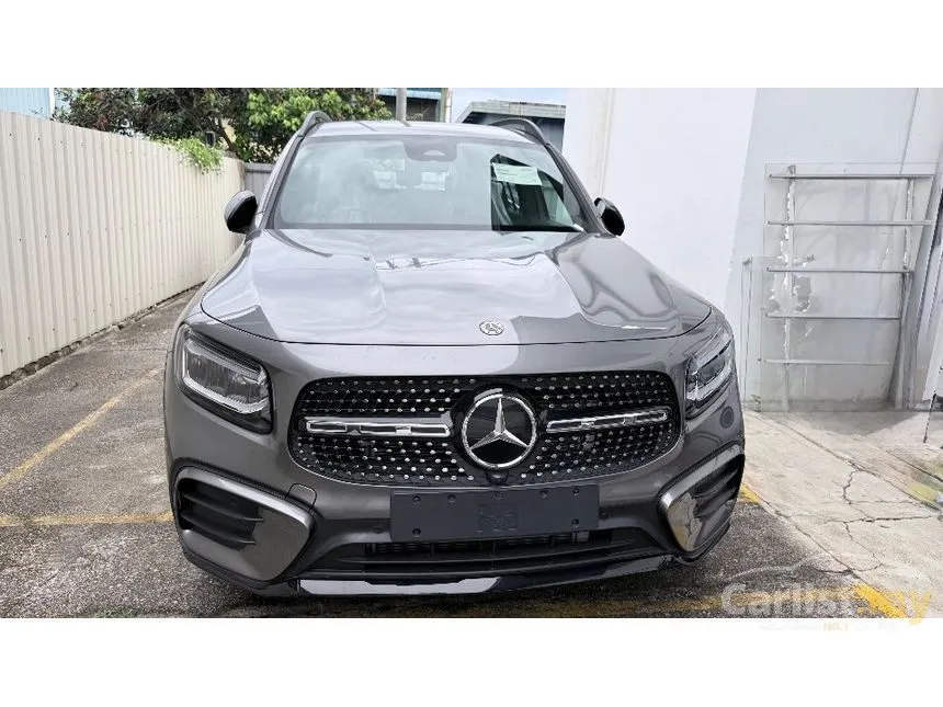 2024 Mercedes-Benz GLB250 4MATIC AMG Line SUV