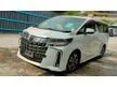 Recon 2021 Toyota Alphard 2.5 S C SC 3LED/BSM/DIM/SUNROOF/CEILING MONITOR 23K km Unreg