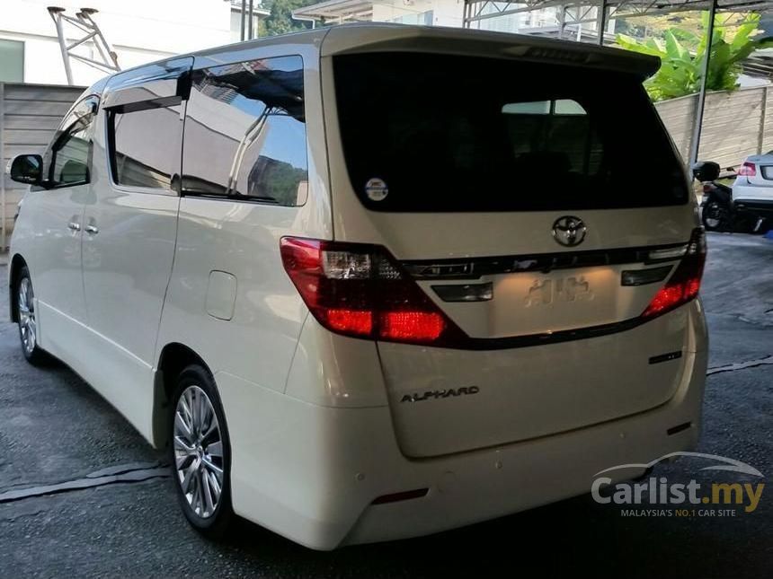 Toyota alphard 2013