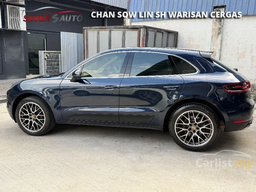 2016 Porsche Macan SUV