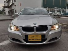 2010 BMW 320i 2.0 Sports Sedan
