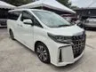 Recon 2020 Toyota Alphard 2.5 SC/GRADE 4.5A/9K MILEAGE ONLY/3 EYES LED/LANE KEEPING ASSIST/POWER BOOT/UNREG20