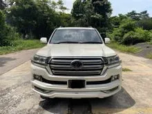 2017 Toyota Land Cruiser 4.6 URJ202 ZX SUV