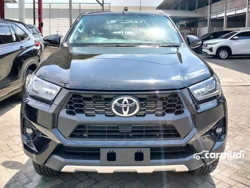 2025 Toyota Hilux V Pickup