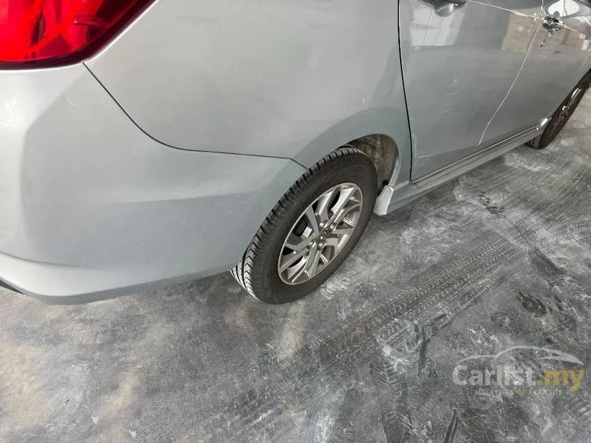 2016 Perodua Bezza Advance (Metallic) Sedan