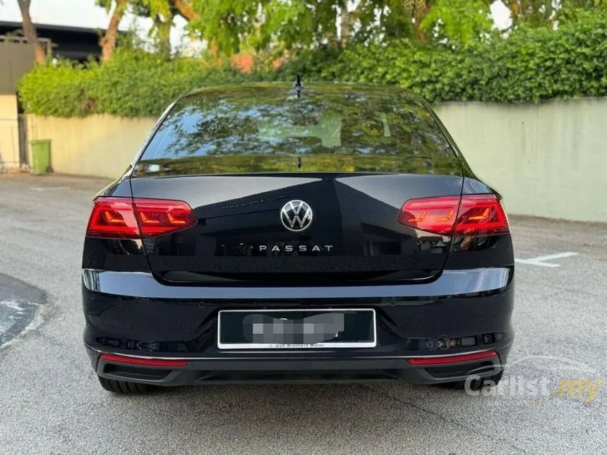 2022 Volkswagen Passat Elegance Sedan
