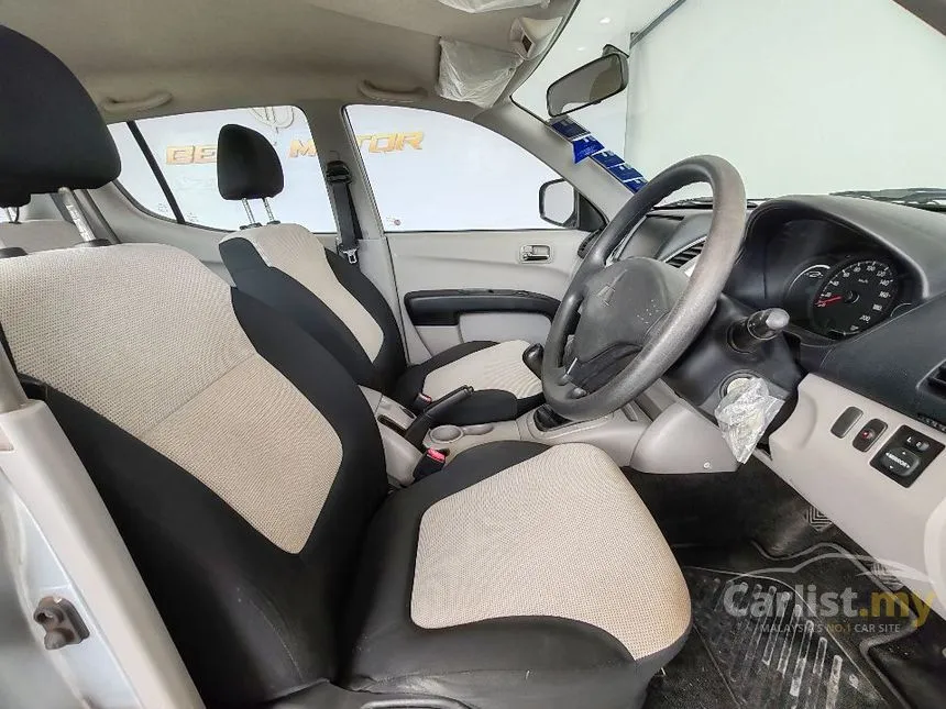 2013 Mitsubishi Triton Lite Dual Cab 4X2 Pickup