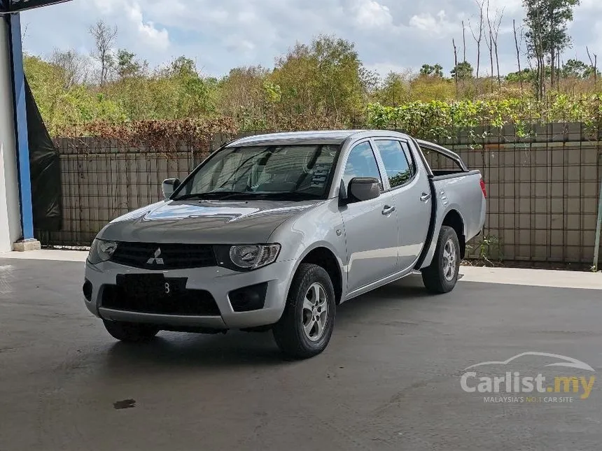 2013 Mitsubishi Triton Lite Dual Cab 4X2 Pickup