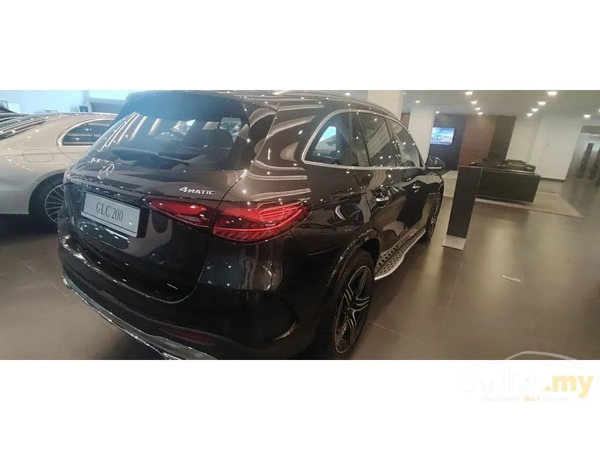 2026 Mercedes-Benz GLC200 4MATIC SUV
